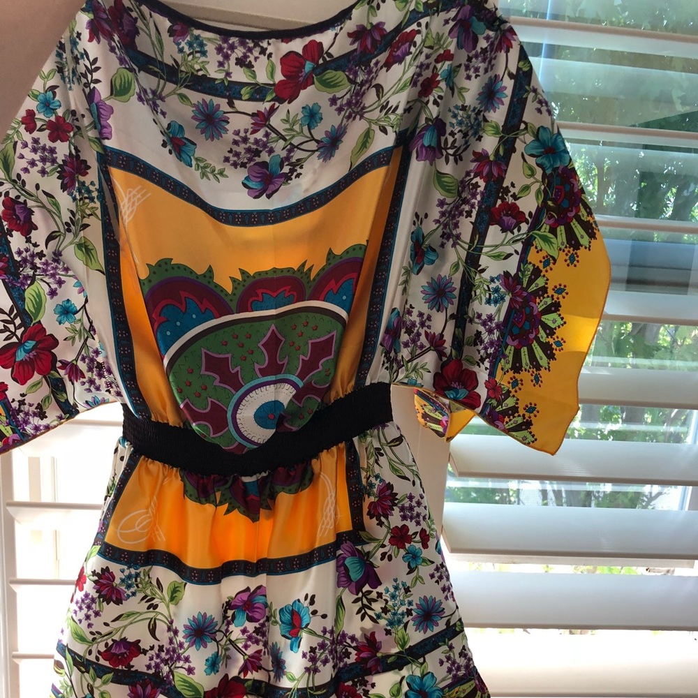 Colorful Pattern Dress - Picture 6 of 7